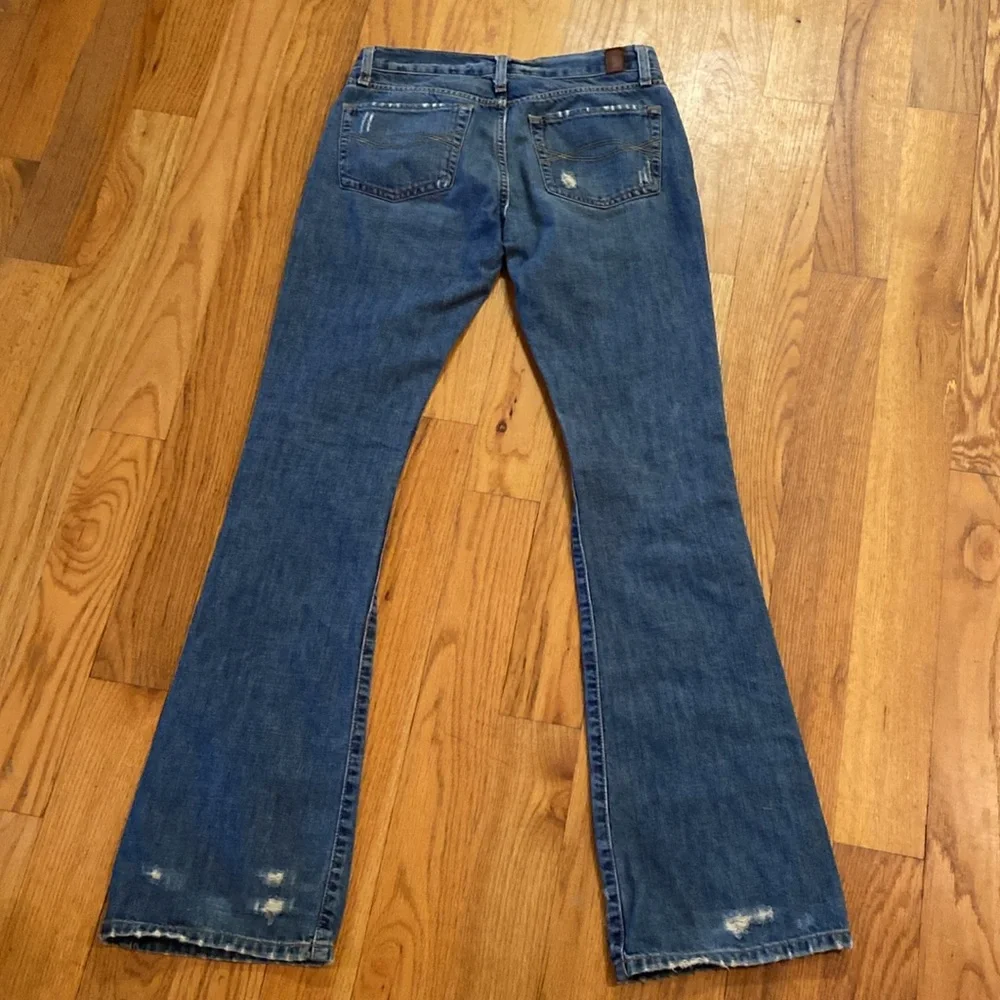 A&F flare leg Distressed Jeans 2L - Picture 3 of 9